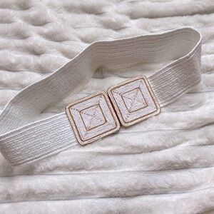 NWOT Boho Chic White Stretch Belt with Gold & White Square Buckle